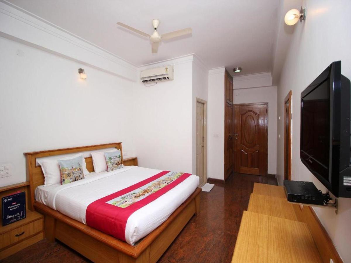 The Mahendra Hotels Mysore Buitenkant foto