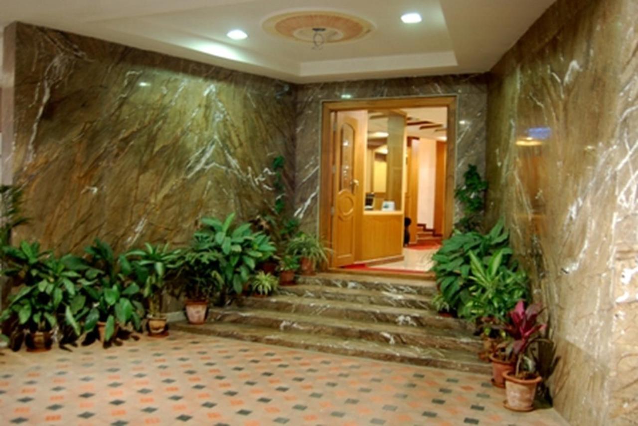 The Mahendra Hotels Mysore Buitenkant foto