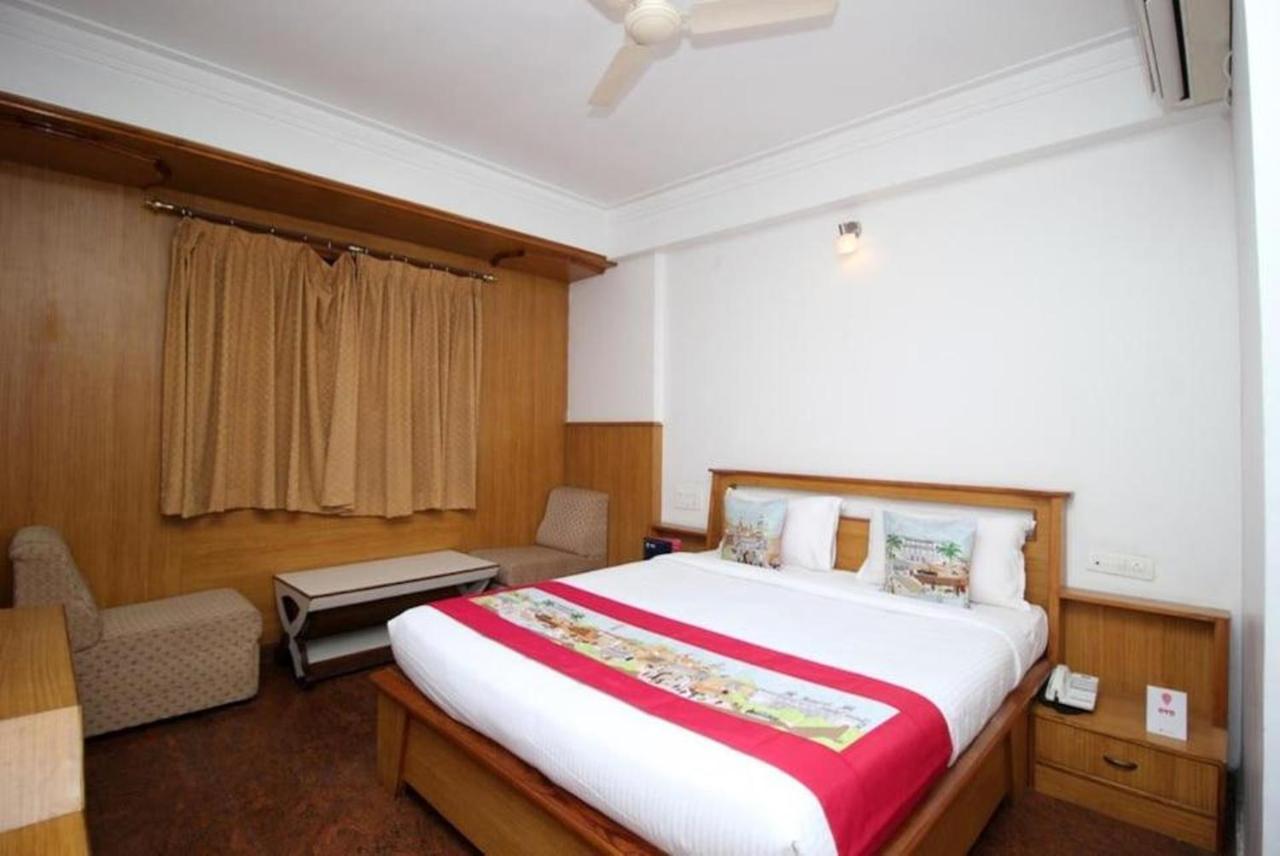 The Mahendra Hotels Mysore Buitenkant foto