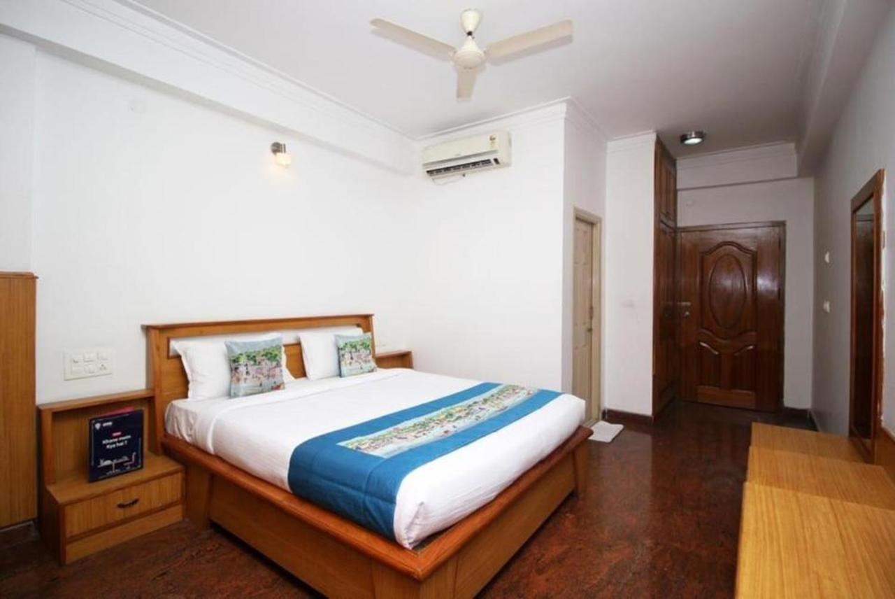 The Mahendra Hotels Mysore Buitenkant foto